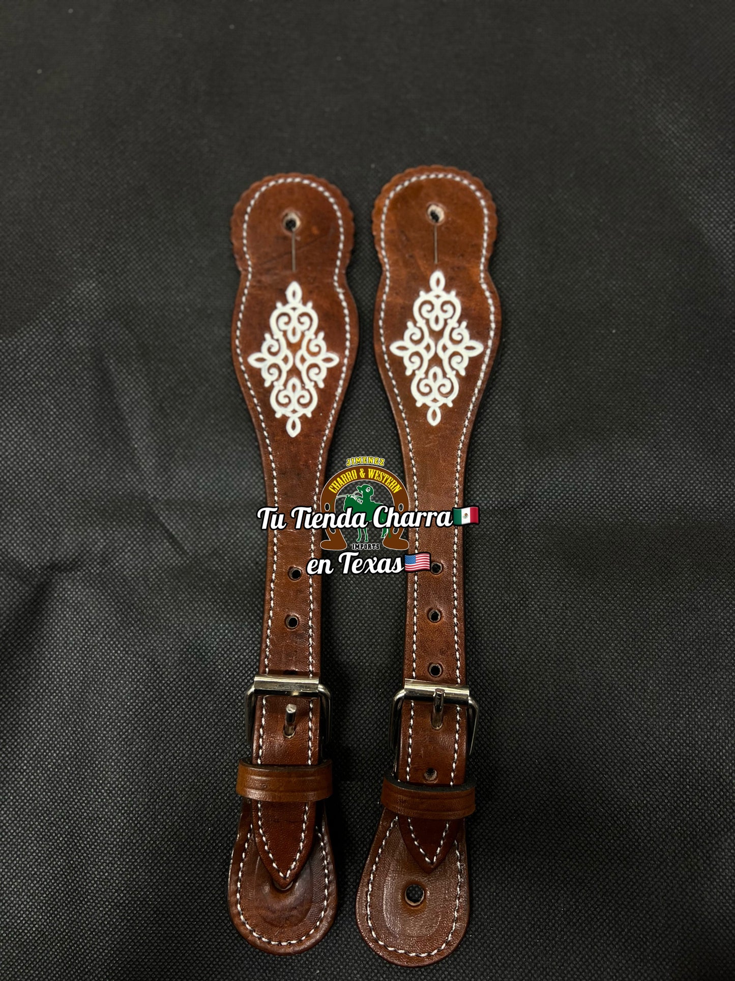 PAR DE CORRELLONES CON DISEÑO