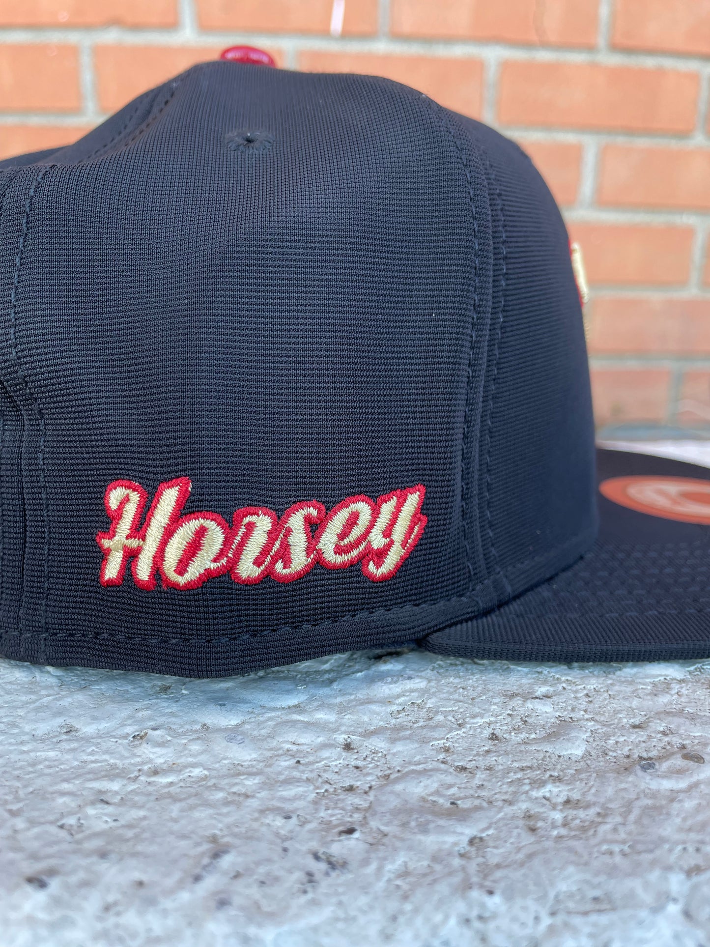 HORSEY BLACK CAP