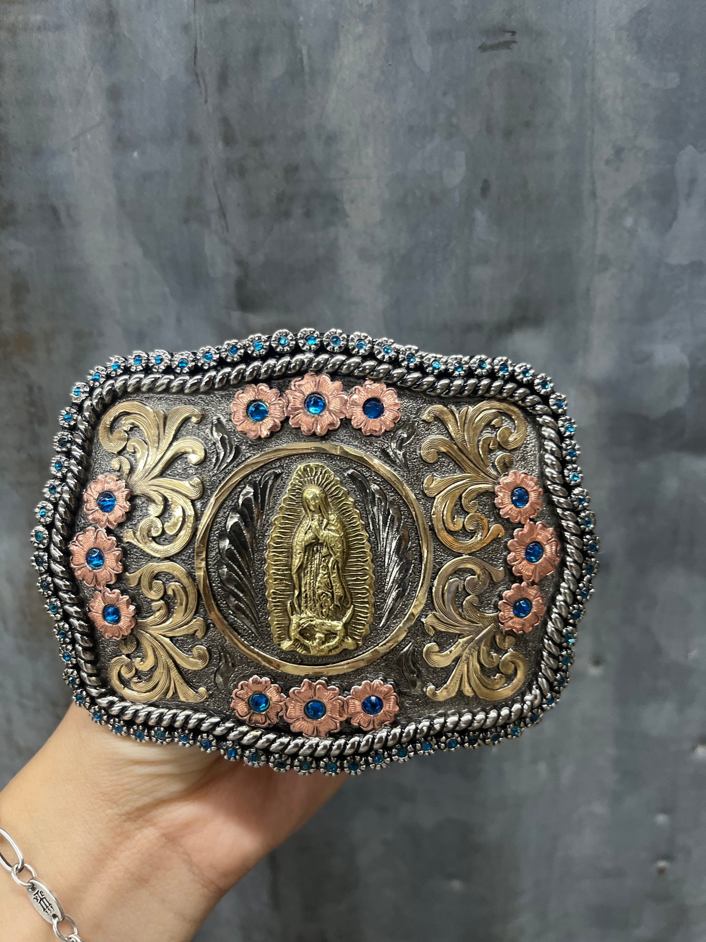 Hebilla De Nuestra Señora