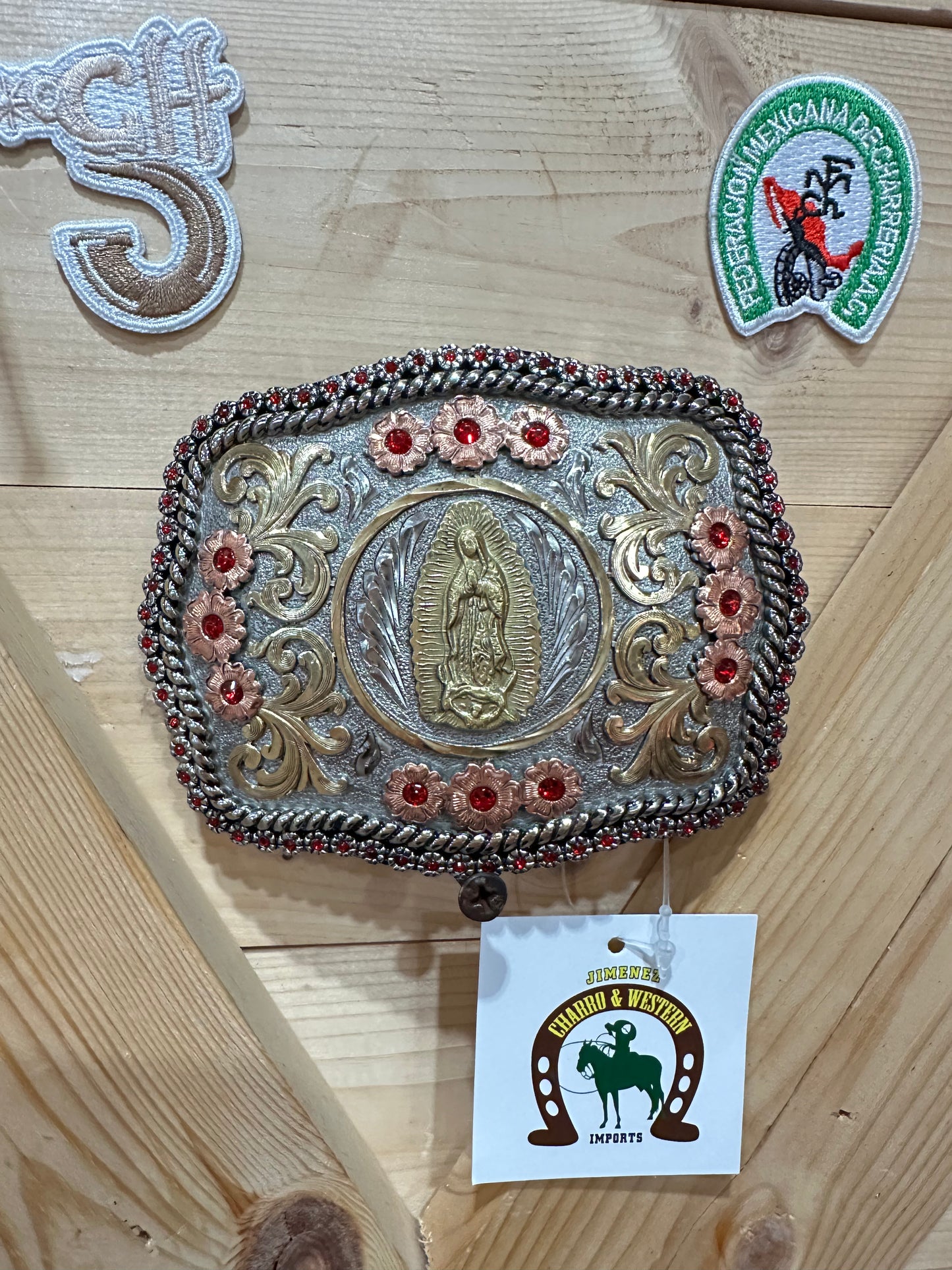 Hebilla Charra Guadalupana con Piedras Rojas